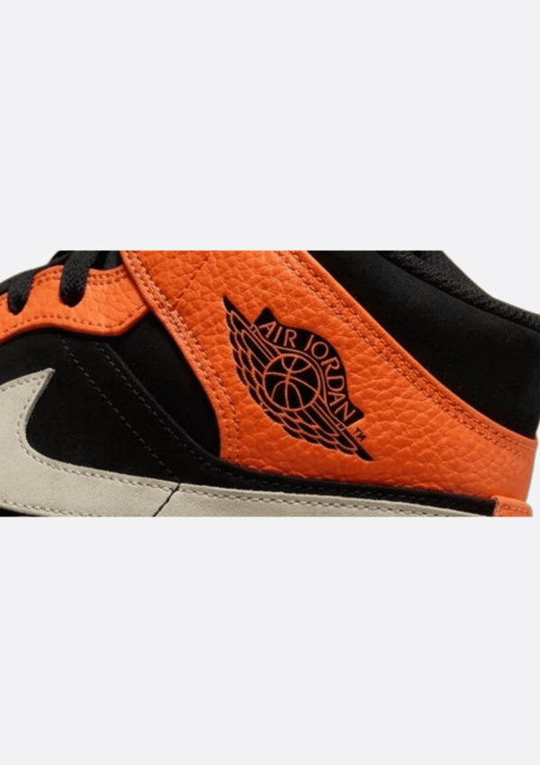 Air jordan 1 Mid Black Cone